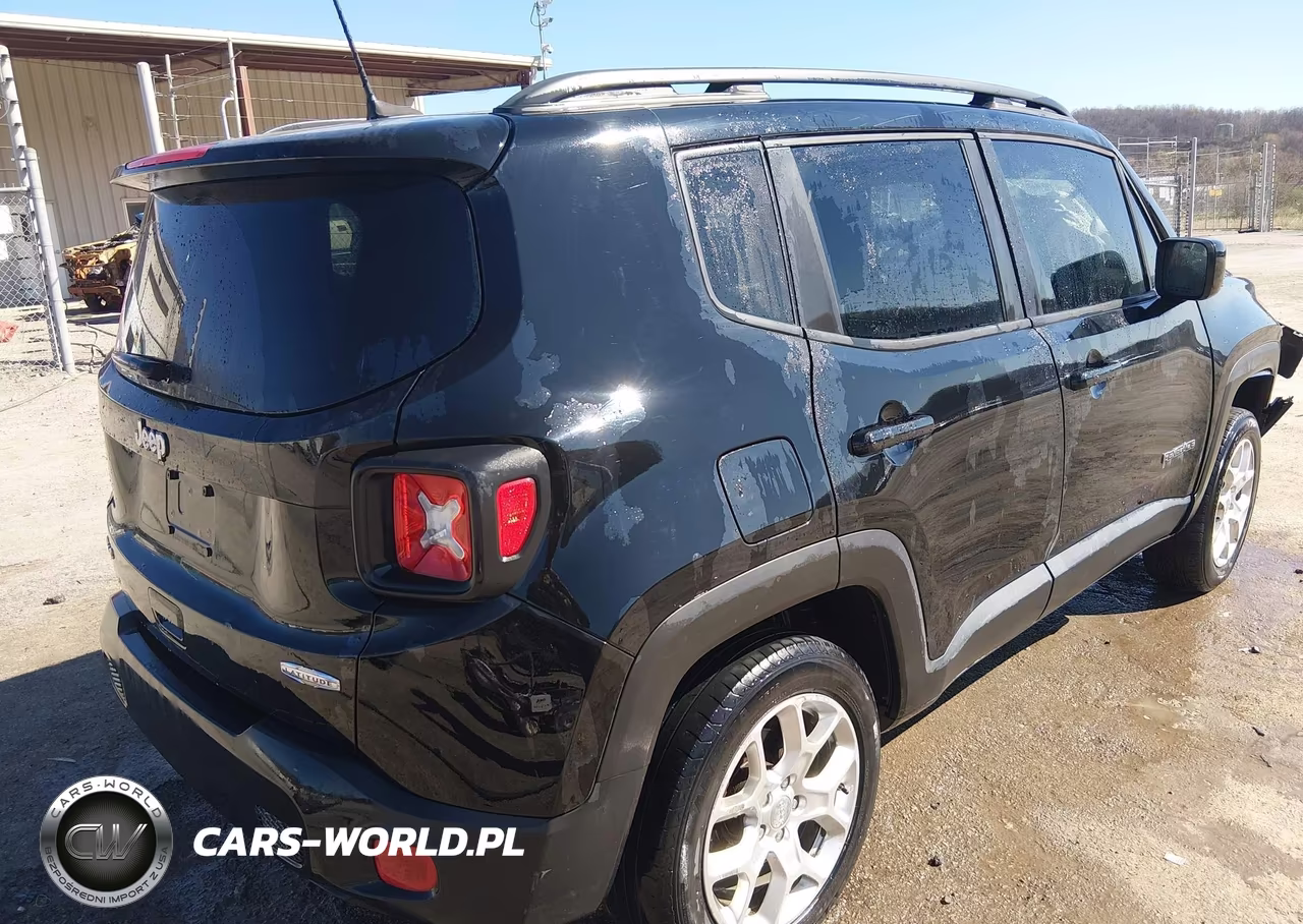 2018 Jeep Renegade Latitude 4X4 VIN:ZACCJBBB3JPG97602 - 4