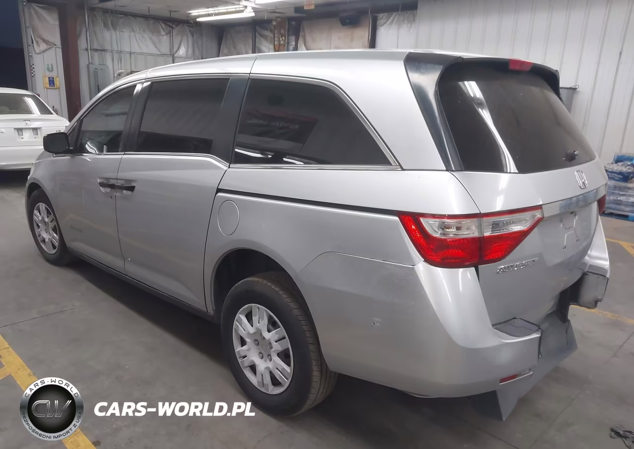 2013 Honda Odyssey Lx VIN:5FNRL5H24DB062848 - 3