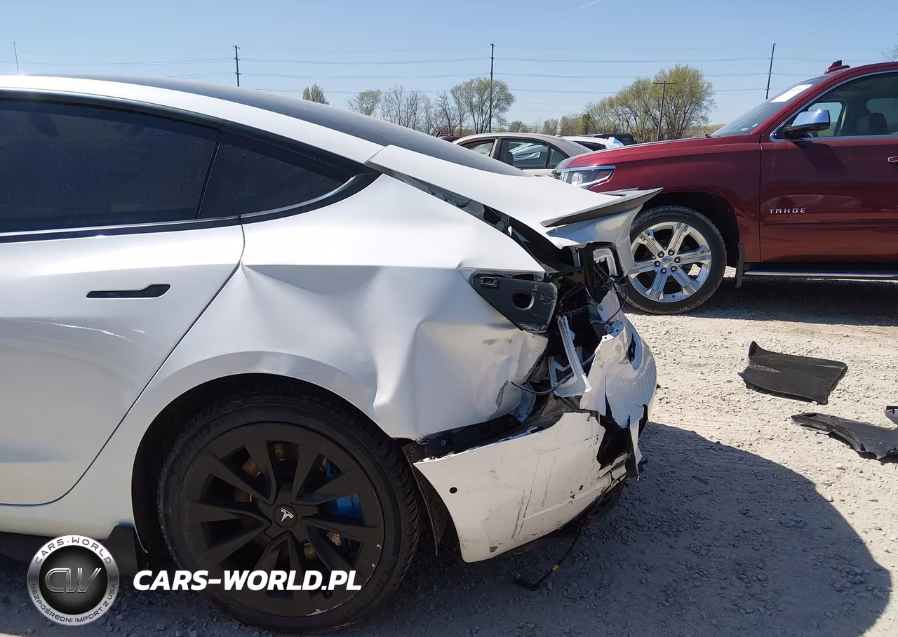 2021 Tesla Model 3 Standard Range Plus Rear-Wheel Drive VIN:5YJ3E1EA1MF986619 - 23