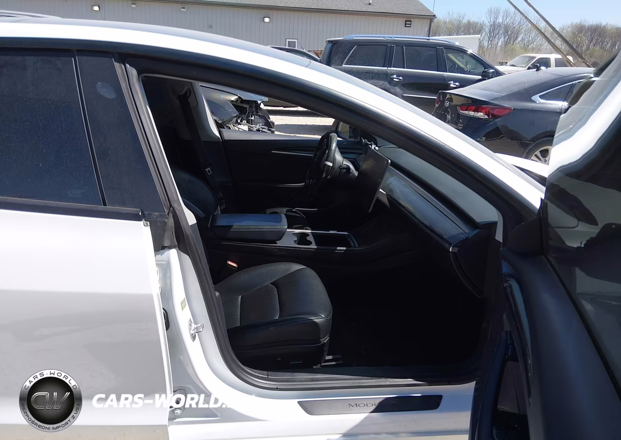 2021 Tesla Model 3 Standard Range Plus Rear-Wheel Drive VIN:5YJ3E1EA1MF986619 - 5