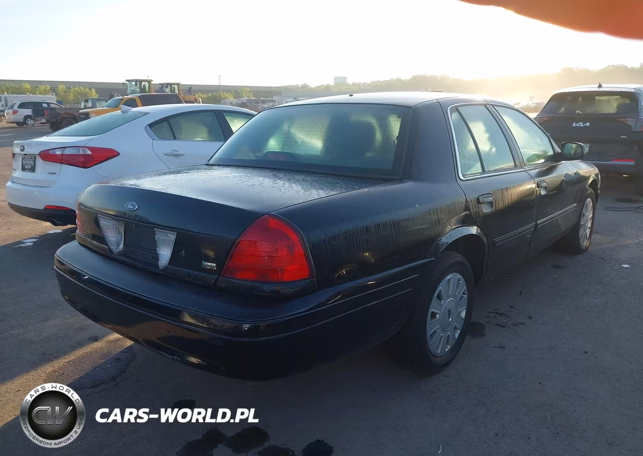 2011 Ford Crown Victoria Police Interceptor VIN:2FABP7BV7BX172767 - 4