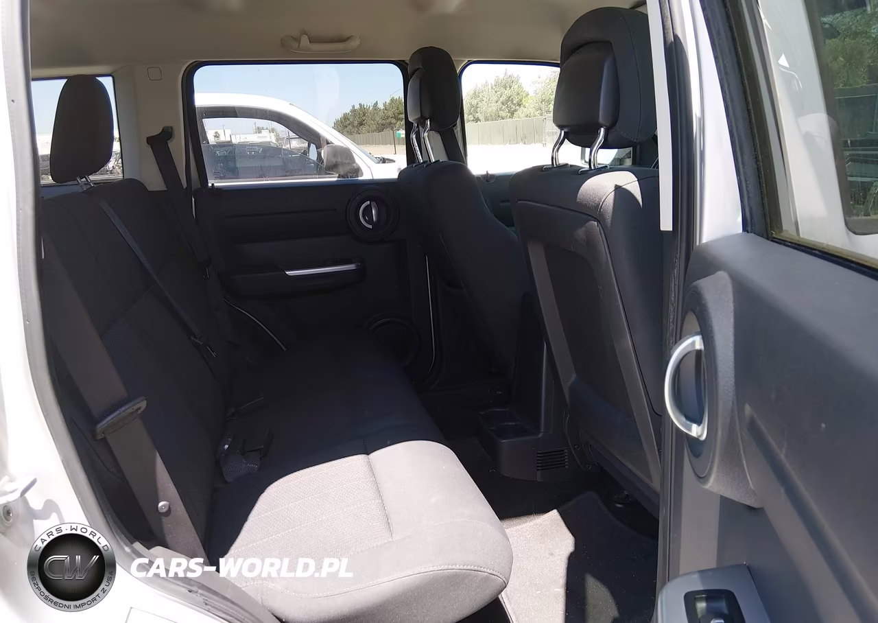 2011 Dodge Nitro Sxt VIN:1D4PT5GKXBW543384 - 8
