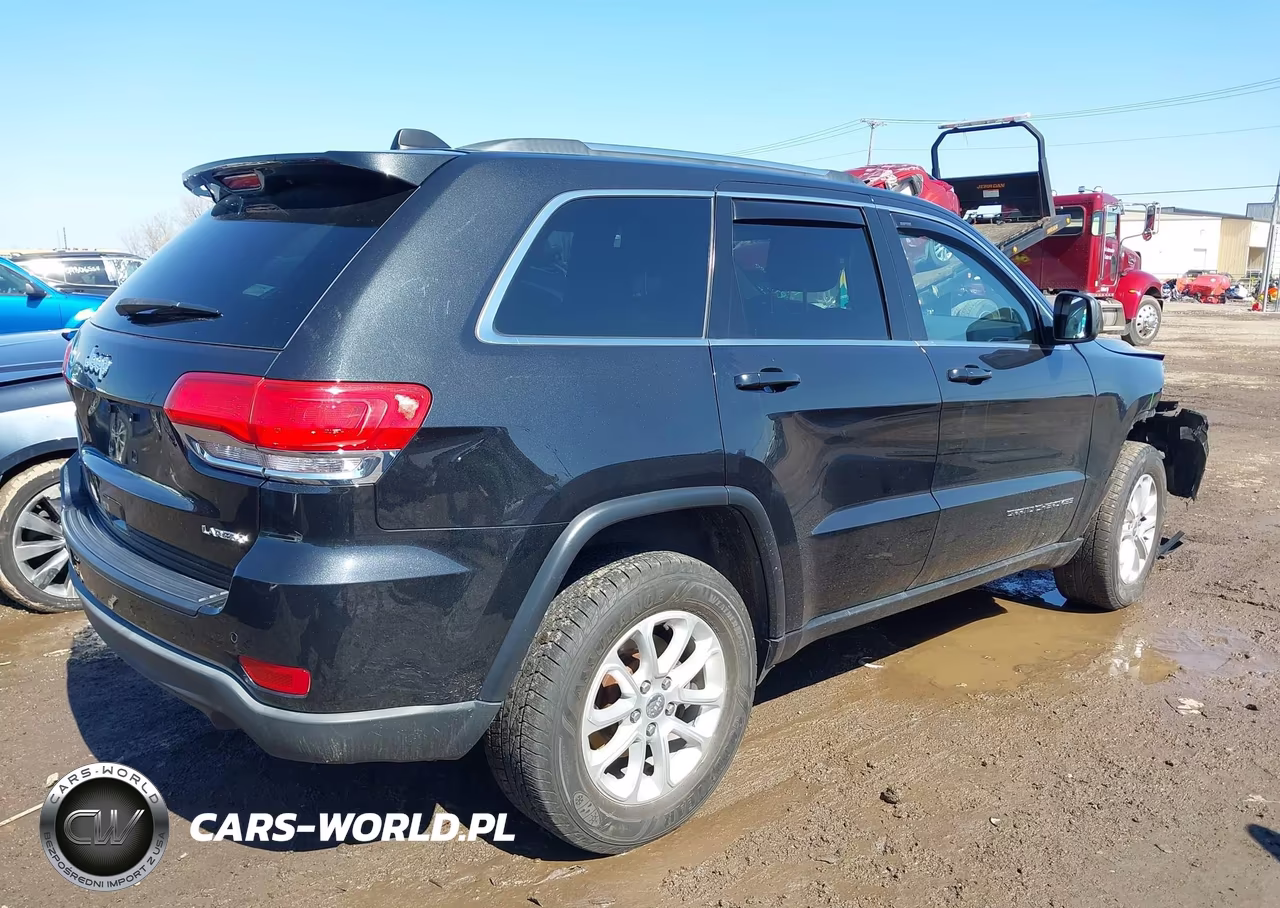 2016 Jeep Grand Cherokee Laredo VIN:1C4RJFAG1GC334050 - 4