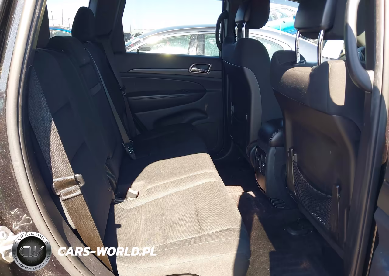 2016 Jeep Grand Cherokee Laredo VIN:1C4RJFAG1GC334050 - 8