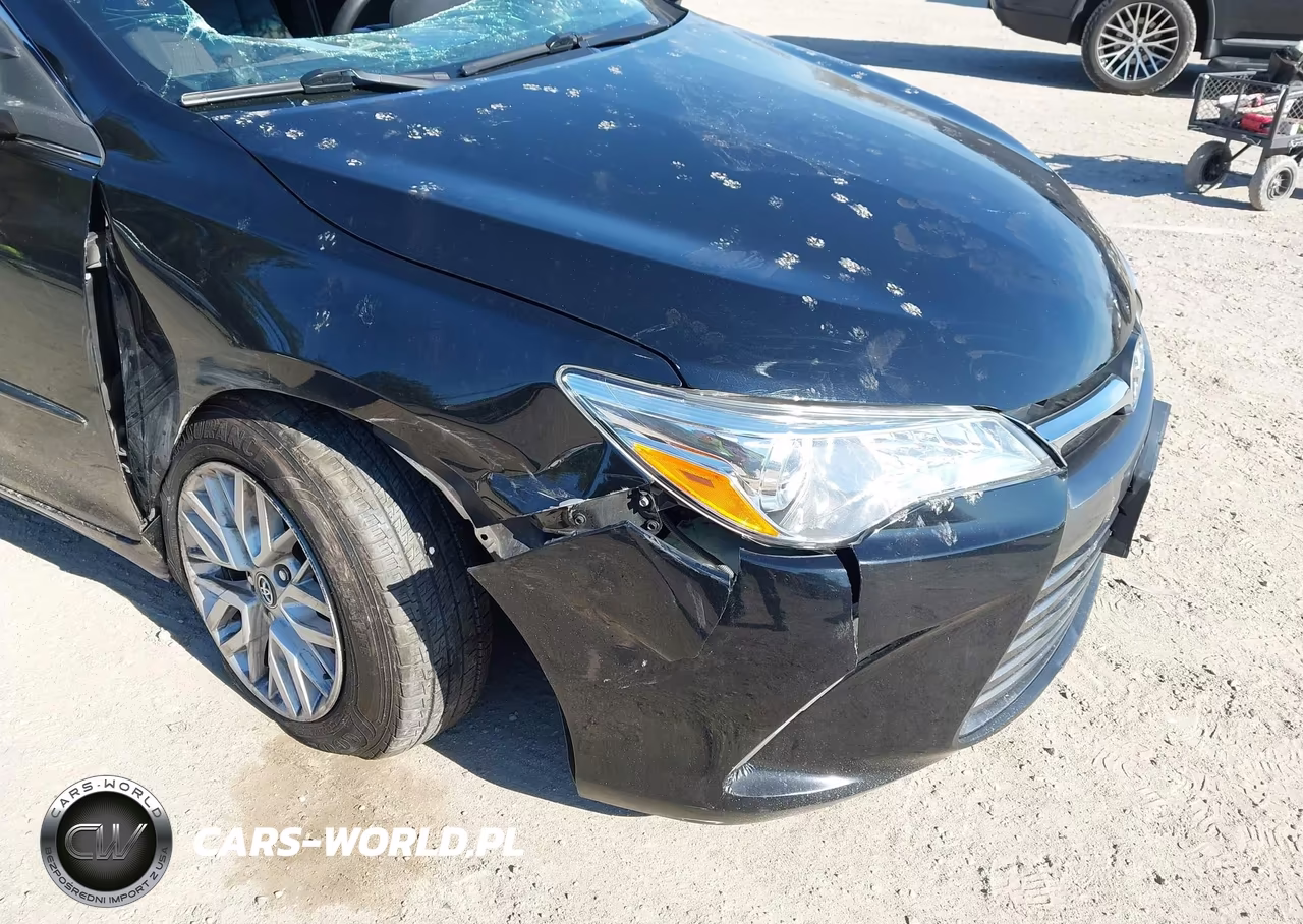 2016 Toyota Camry Le VIN:4T4BF1FK1GR557445 - 6