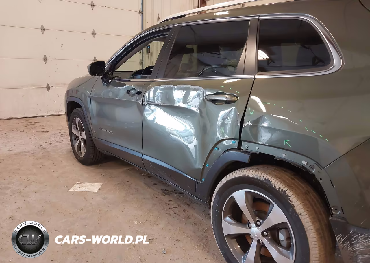 2020 Jeep Cherokee Limited 4X4 VIN:1C4PJMDXXLD584401 - 6
