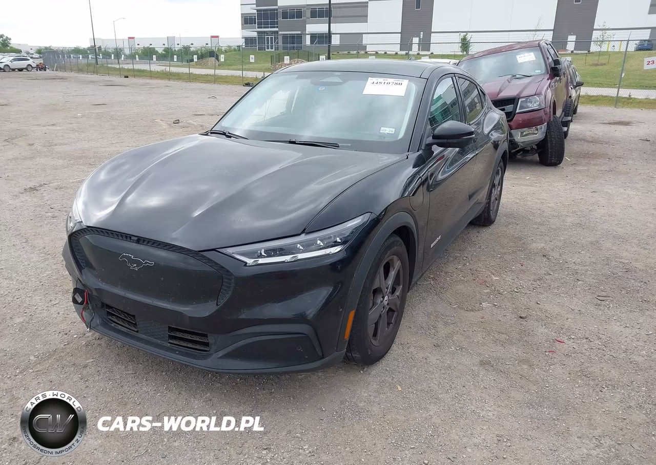 2023 Ford Mustang Mach-E Select VIN:3FMTK1R42PMA69083 - 2