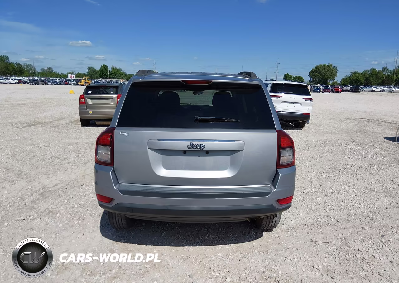 2015 Jeep Compass Sport VIN:1C4NJCBA4FD313693 - 16
