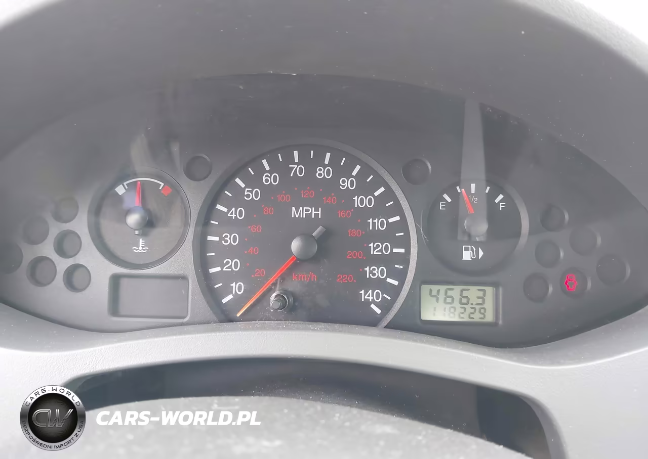 2005 Ford Focus Zx4 VIN:1FAFP34N25W281628 - 7