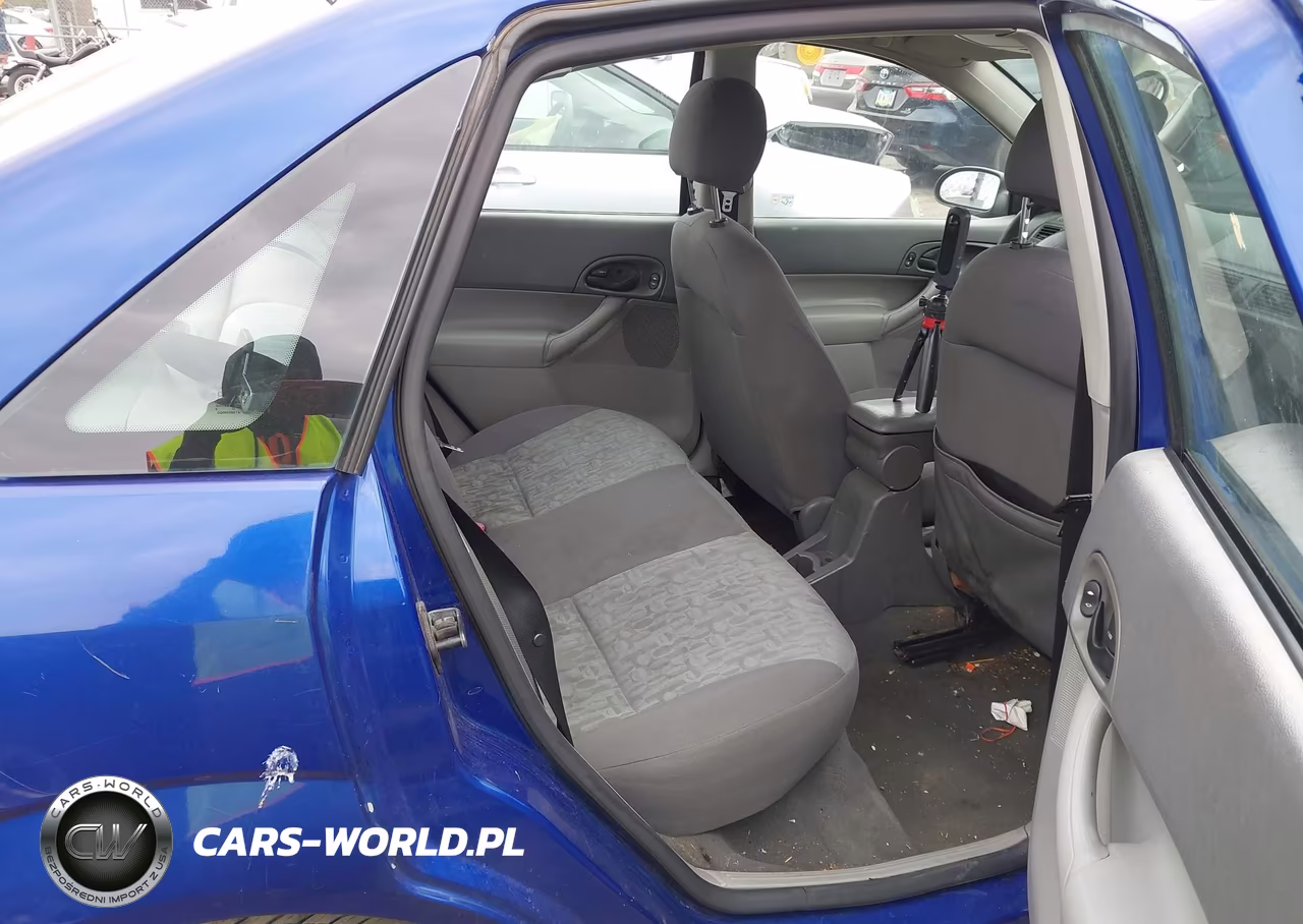2005 Ford Focus Zx4 VIN:1FAFP34N25W281628 - 8