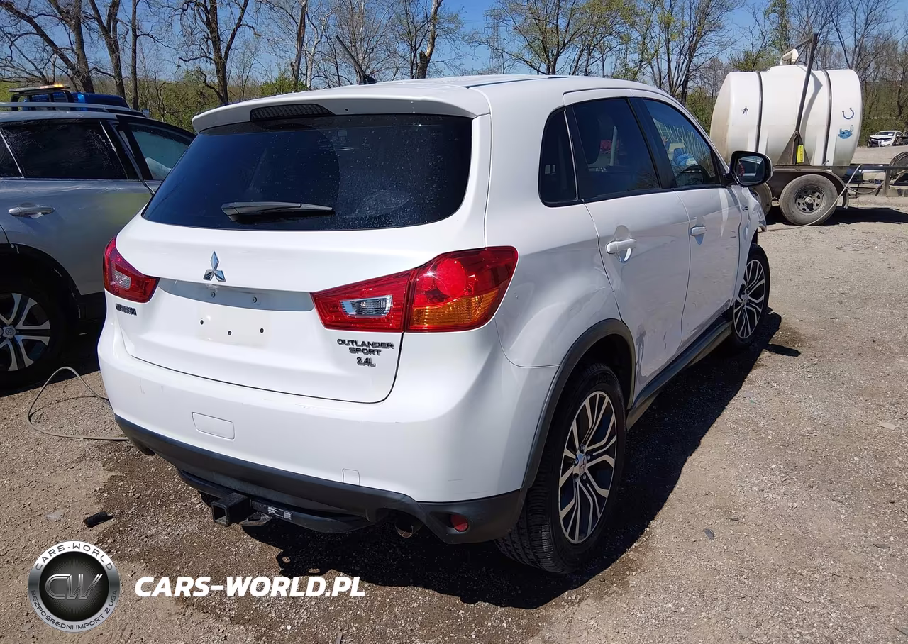 2016 Mitsubishi Outlander Sport 2.4 Es VIN:JA4AP3AW3GZ055322 - 4