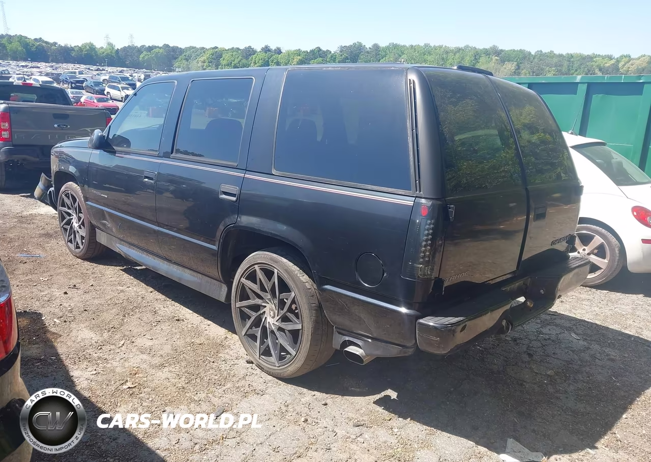 2000 Chevrolet Tahoe Limited VIN:1GNEC13R4YR130830 - 3