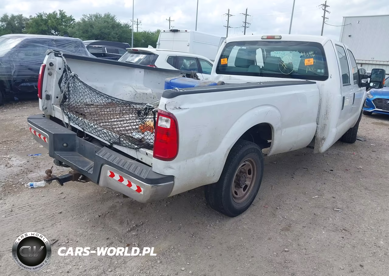 2015 Ford F-250 Xl VIN:1FT7W2A67FEC32747 - 4