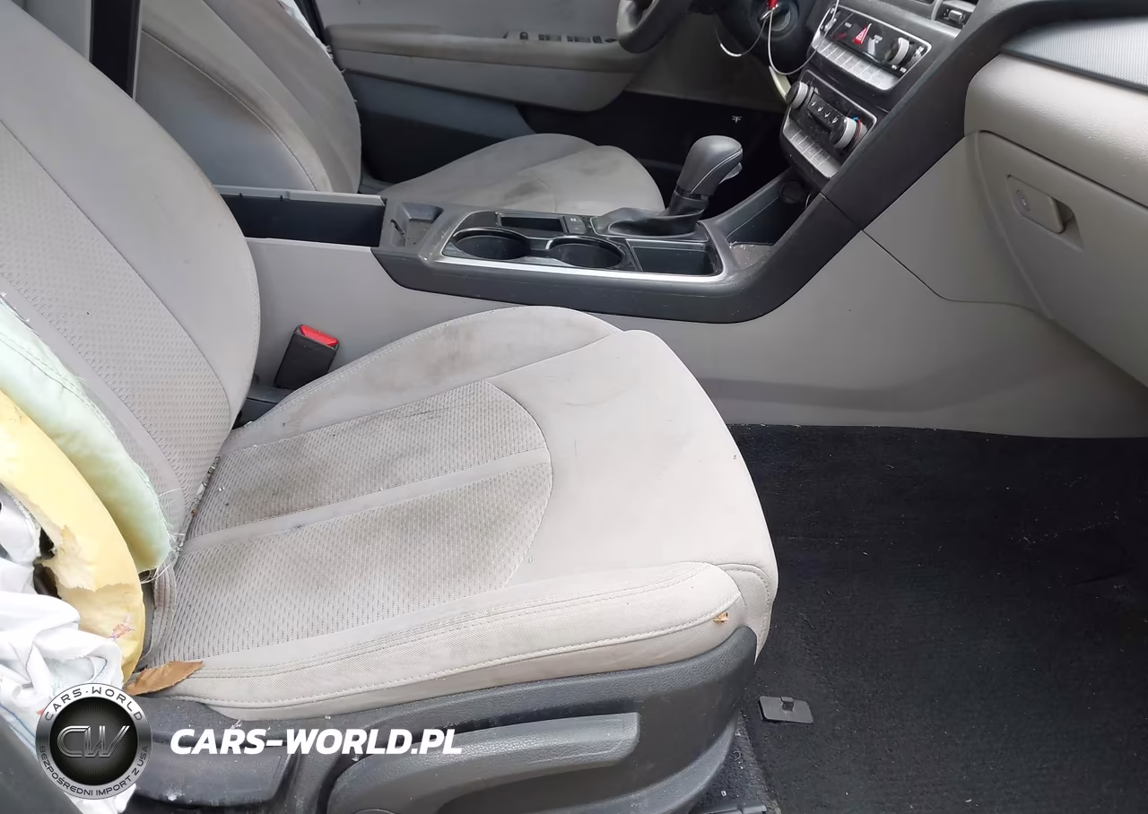 2019 Hyundai Sonata Se VIN:5NPE24AF8KH765439 - 5
