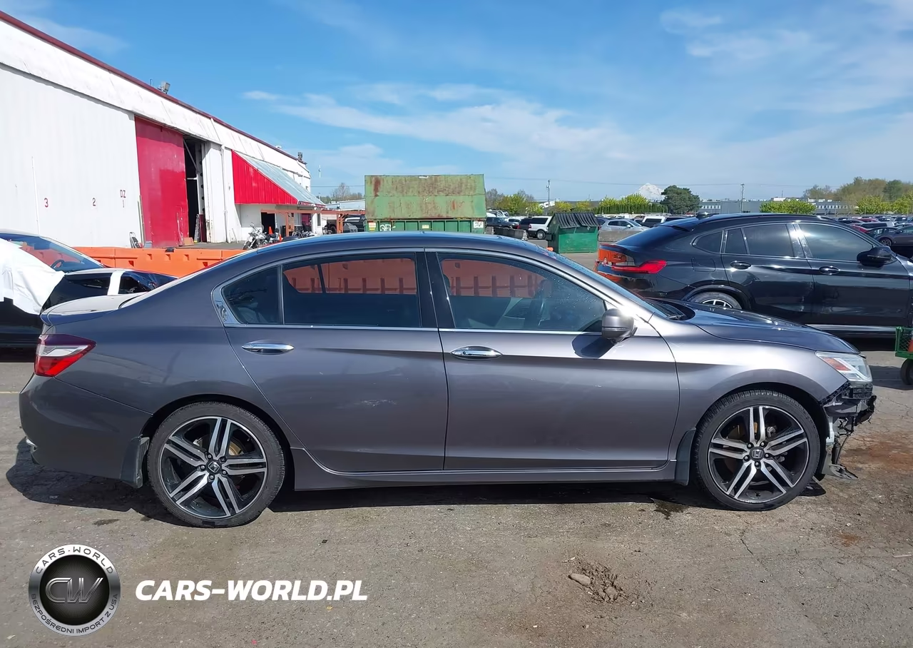 2017 Honda Accord Touring V6 VIN:1HGCR3F97HA023406 - 14
