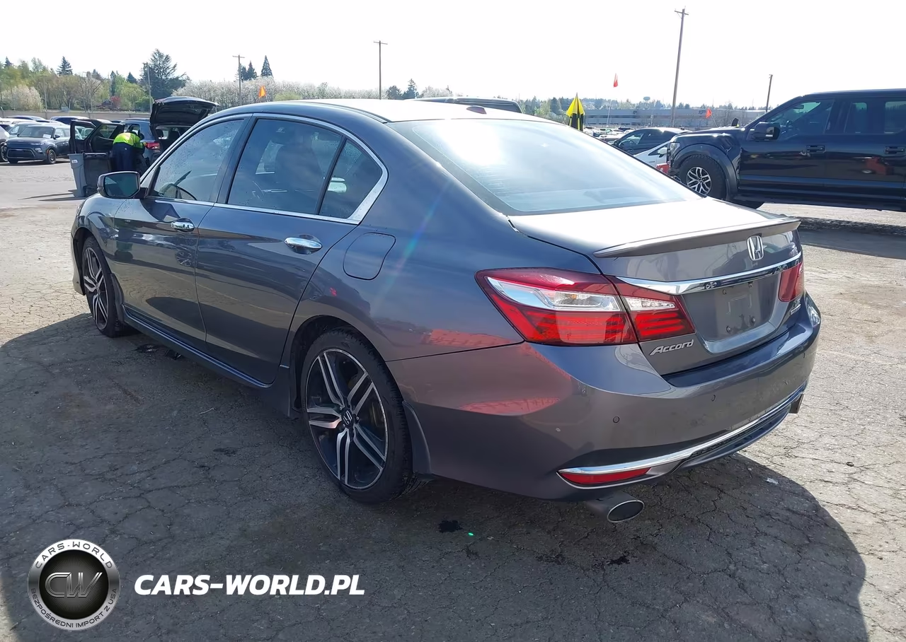 2017 Honda Accord Touring V6 VIN:1HGCR3F97HA023406 - 3