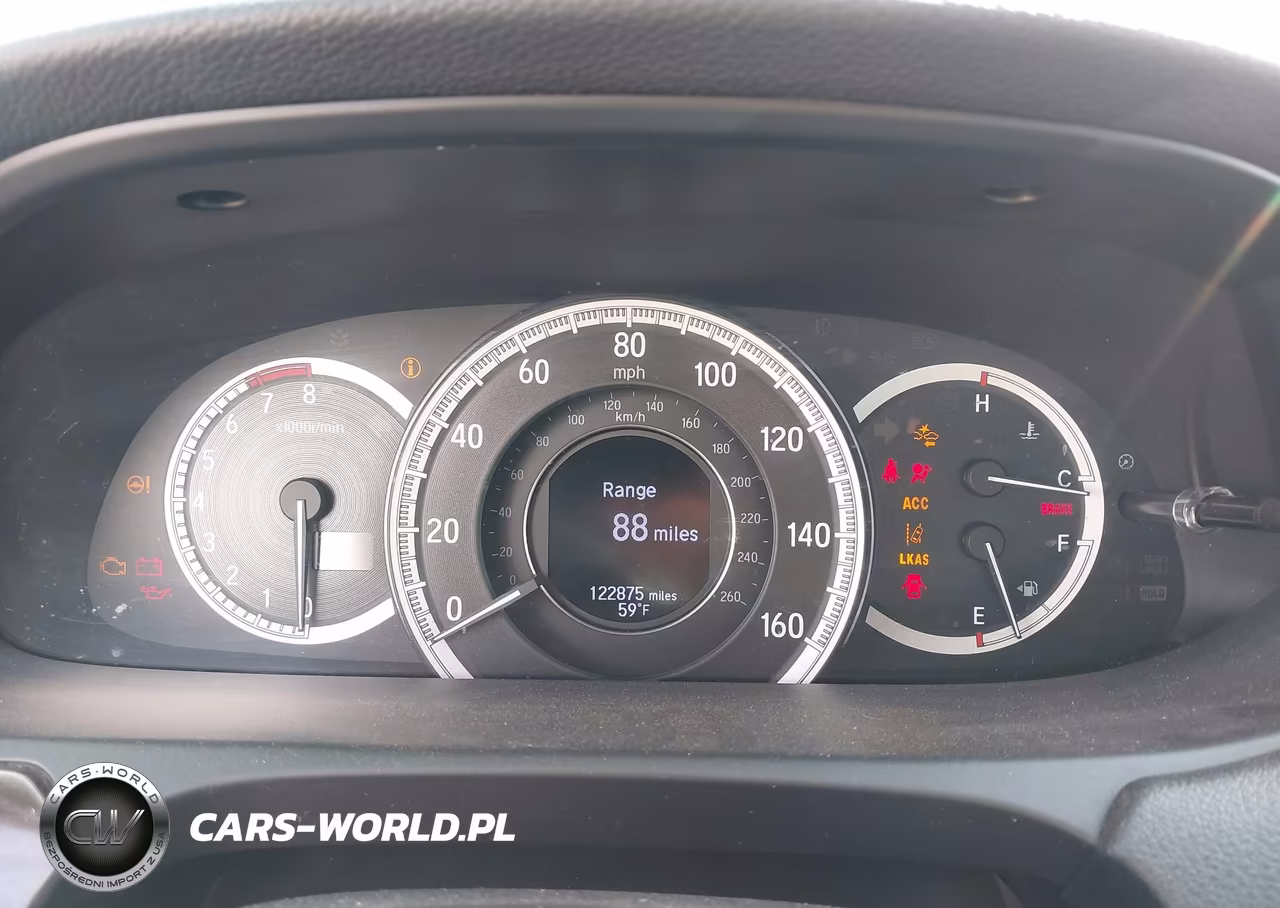 2017 Honda Accord Touring V6 VIN:1HGCR3F97HA023406 - 7