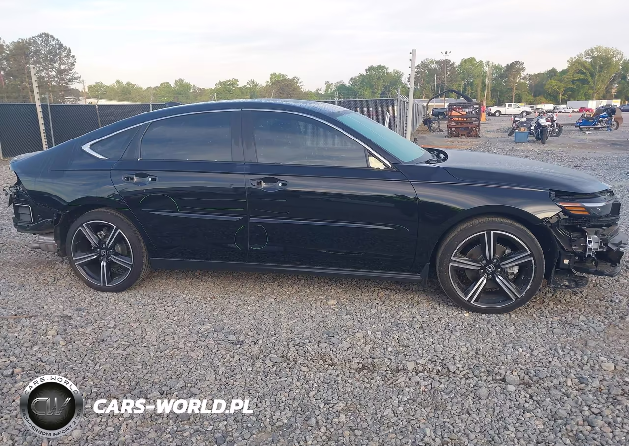 2025 Honda Accord Hybrid Sport VIN:1HGCY2F5XSA076618 - 13