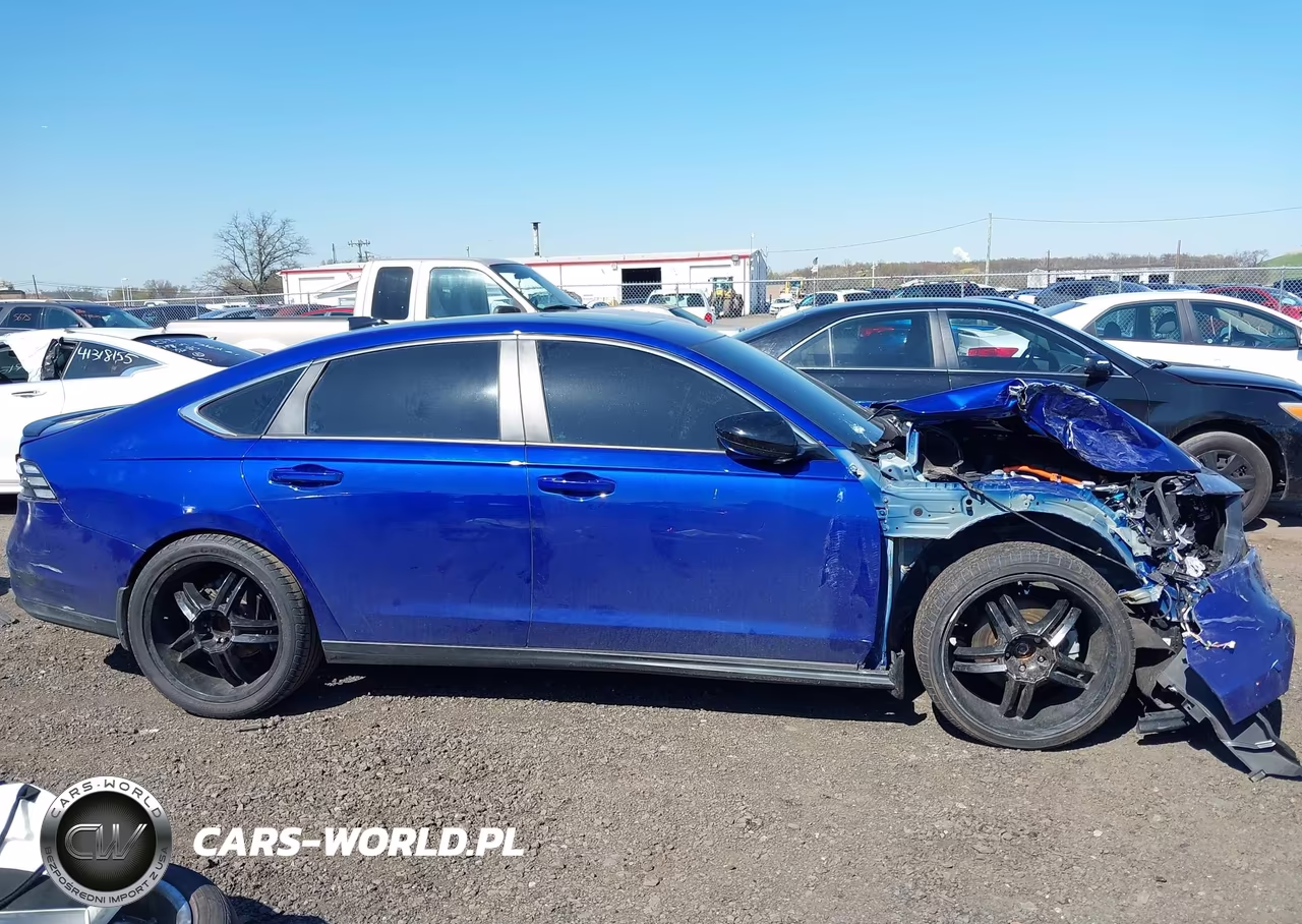 2023 Honda Accord Hybrid Sport VIN:1HGCY2F5XPA041987 - 13