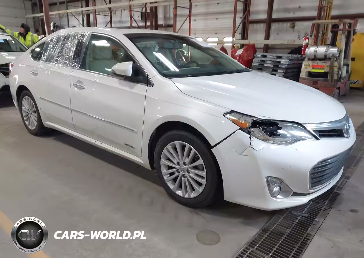 2013 Toyota Avalon Hybrid Limited