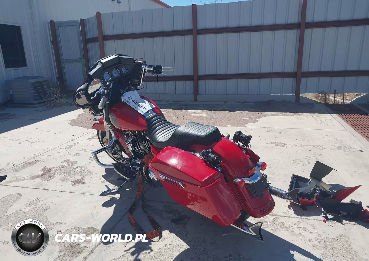 2023 Harley-Davidson Flhx VIN:1HD1KBC11PB653979 - 3