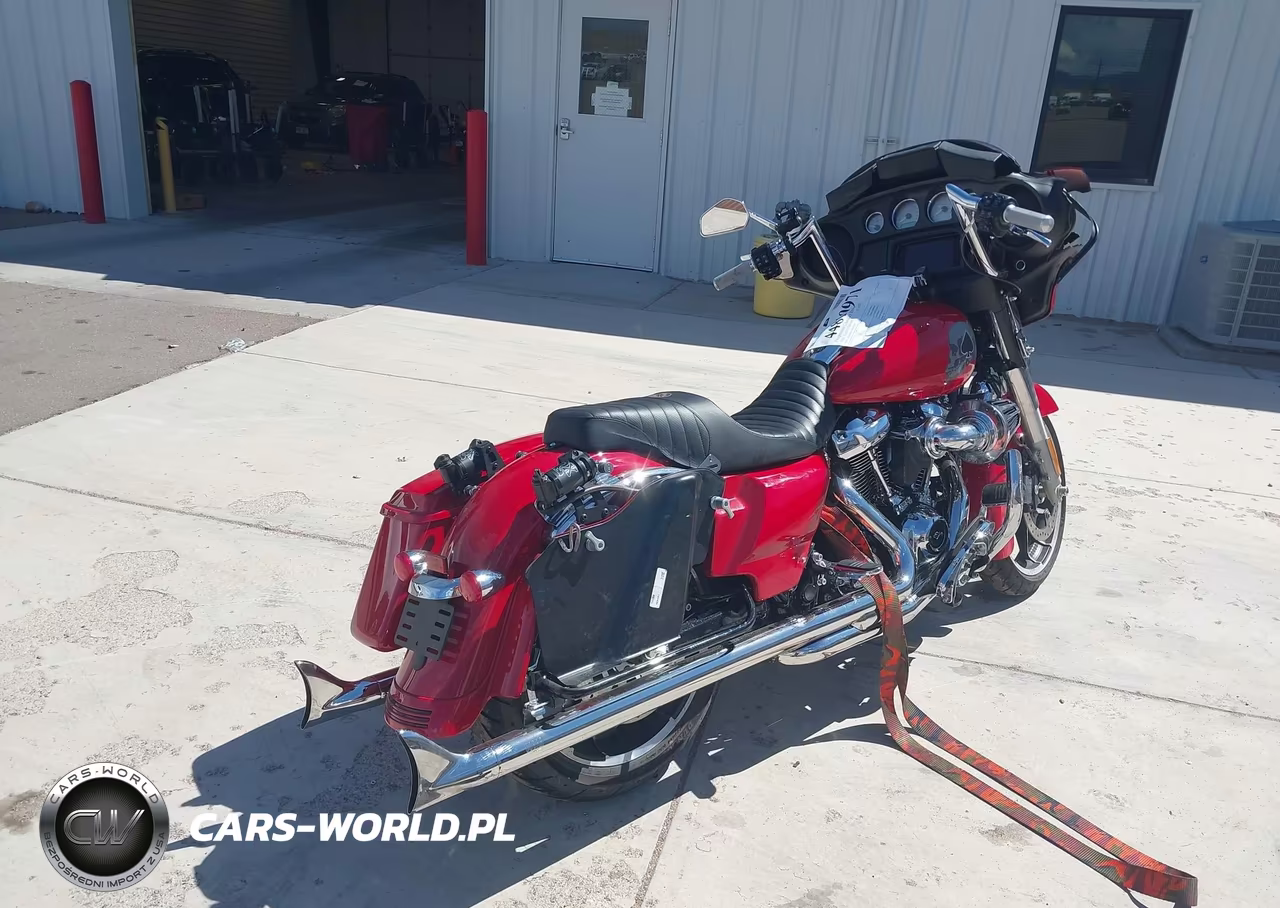 2023 Harley-Davidson Flhx VIN:1HD1KBC11PB653979 - 4