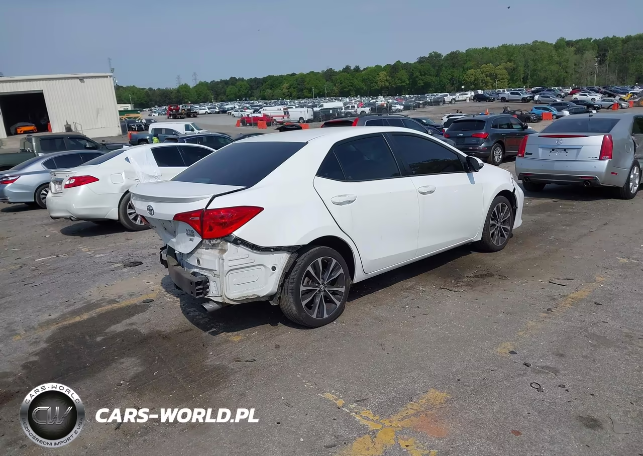 2017 Toyota Corolla Se VIN:2T1BURHE2HC846200 - 4
