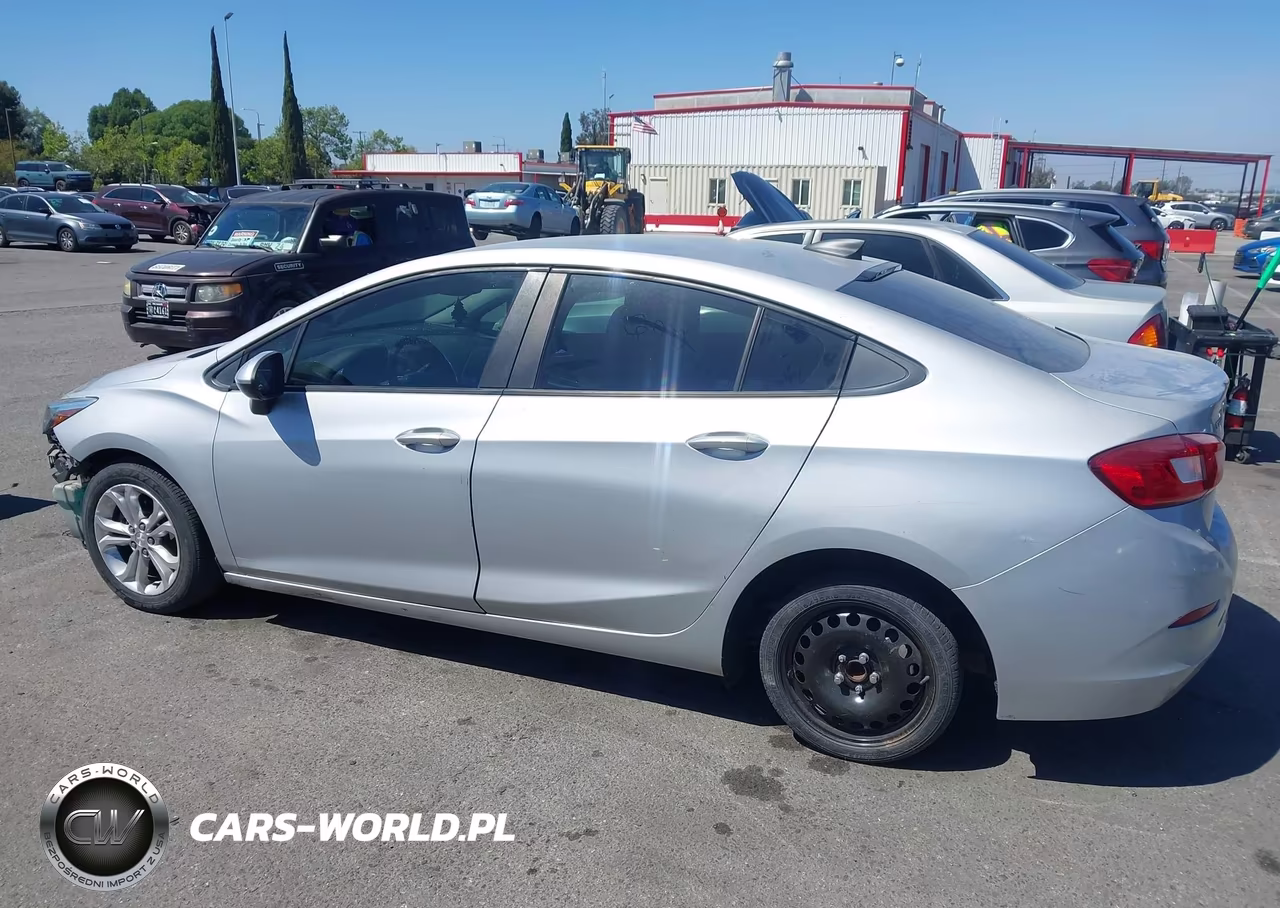 2019 Chevrolet Cruze Ls VIN:1G1BC5SM0K7152103 - 15