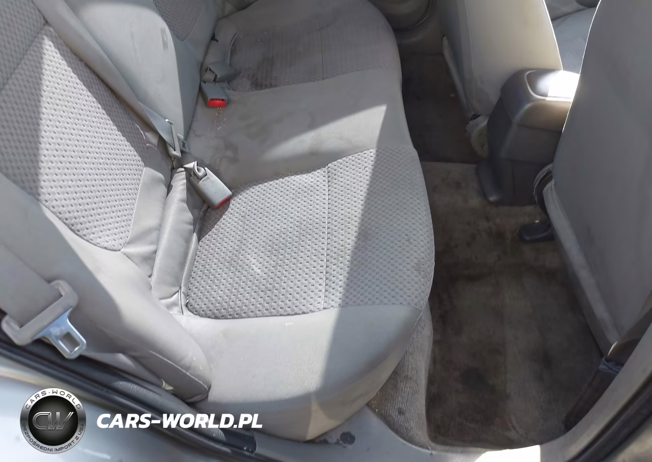 2004 Nissan Sentra 1.8 VIN:3N1CB51D44L909036 - 8
