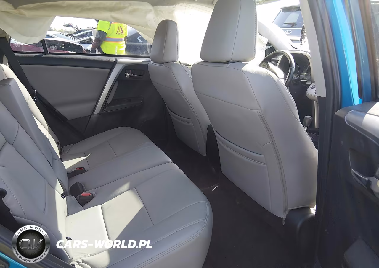2018 Toyota Rav4 Xle VIN:JTMRFREVXJJ225150 - 8