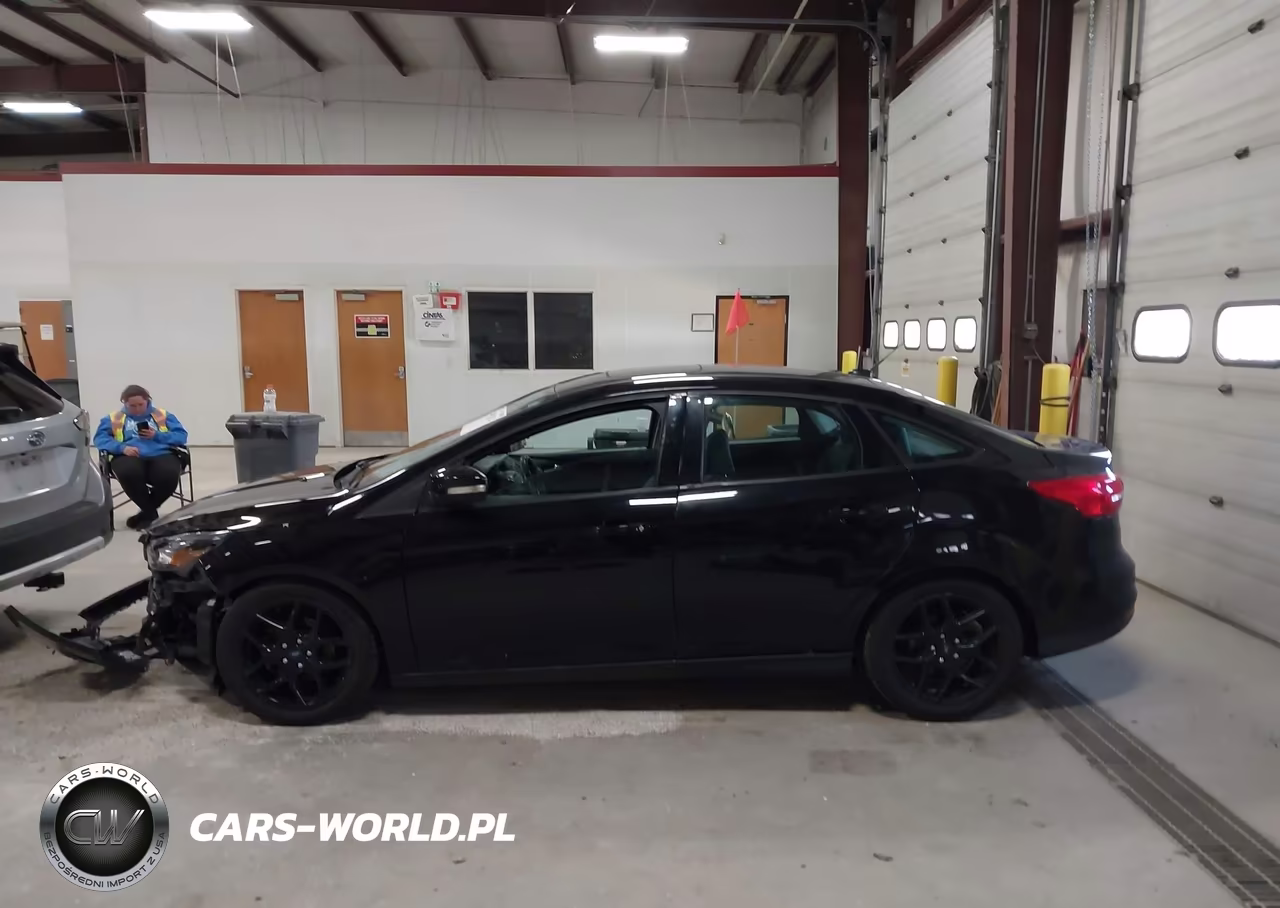 2016 Ford Focus Se VIN:1FADP3F27GL212125 - 14