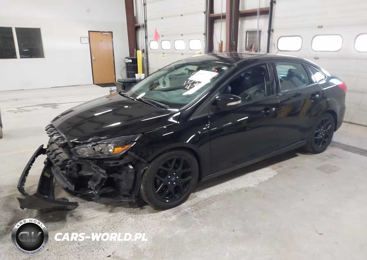 2016 Ford Focus Se VIN:1FADP3F27GL212125 - 2