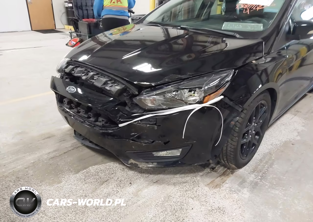 2016 Ford Focus Se VIN:1FADP3F27GL212125 - 6