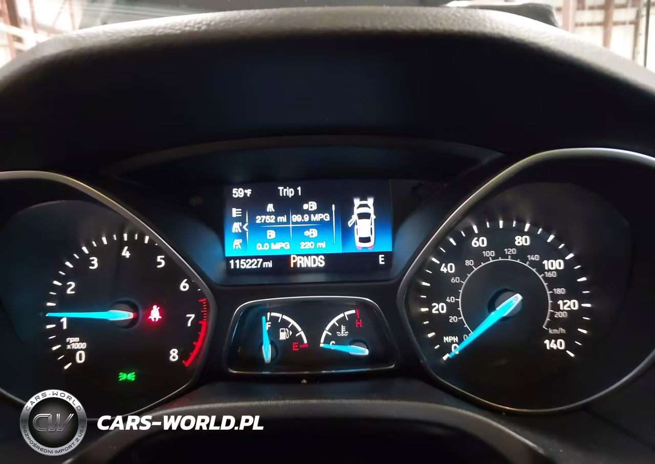 2016 Ford Focus Se VIN:1FADP3F27GL212125 - 7