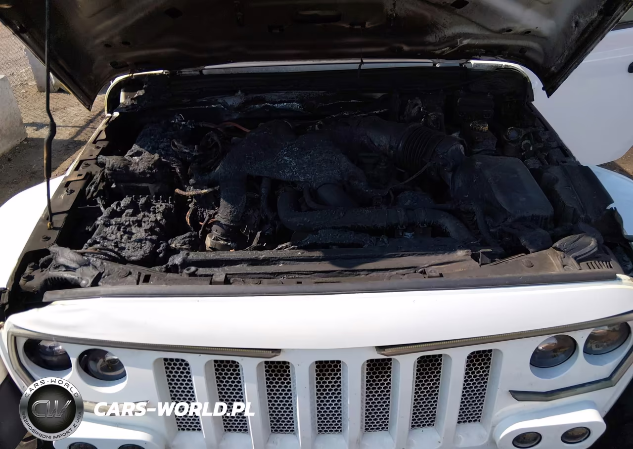 2022 Jeep Wrangler Unlimited Sahara 4X4 VIN:1C4HJXEMXNW260852 - 6