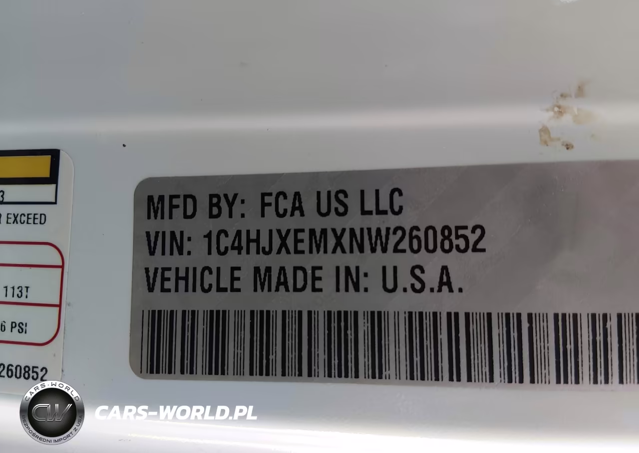 2022 Jeep Wrangler Unlimited Sahara 4X4 VIN:1C4HJXEMXNW260852 - 9