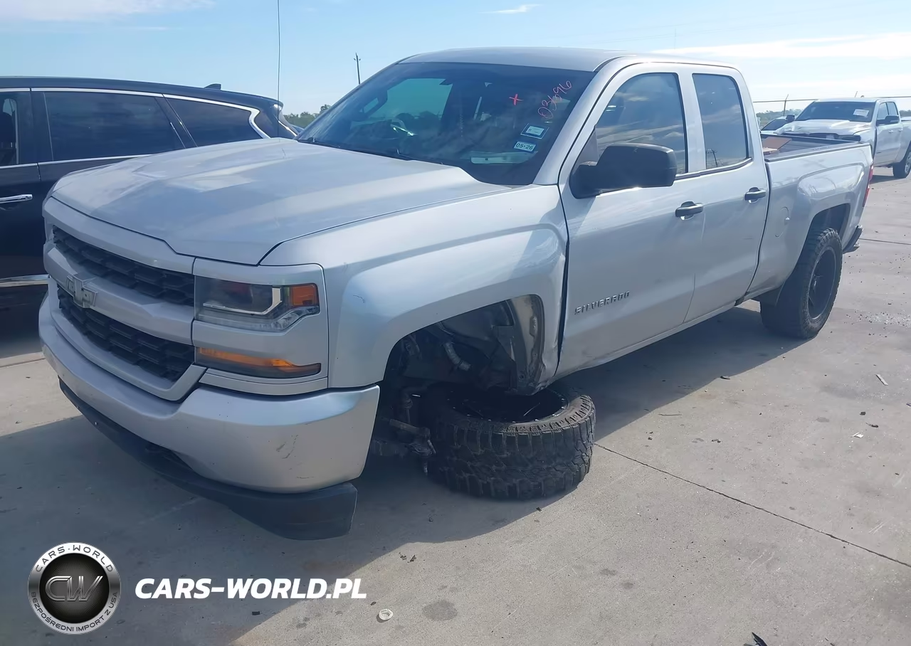 2018 Chevrolet Silverado 1500 Custom VIN:1GCRCPEHXJZ244886 - 2