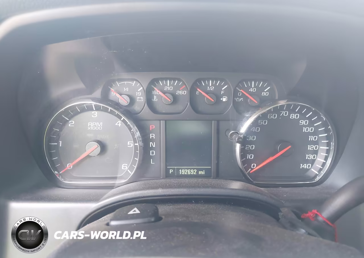 2018 Chevrolet Silverado 1500 Custom VIN:1GCRCPEHXJZ244886 - 7