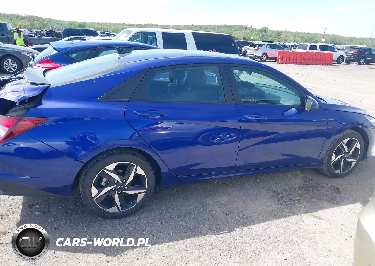 2023 Hyundai Elantra Sel VIN:KMHLS4AG8PU413910 - 13