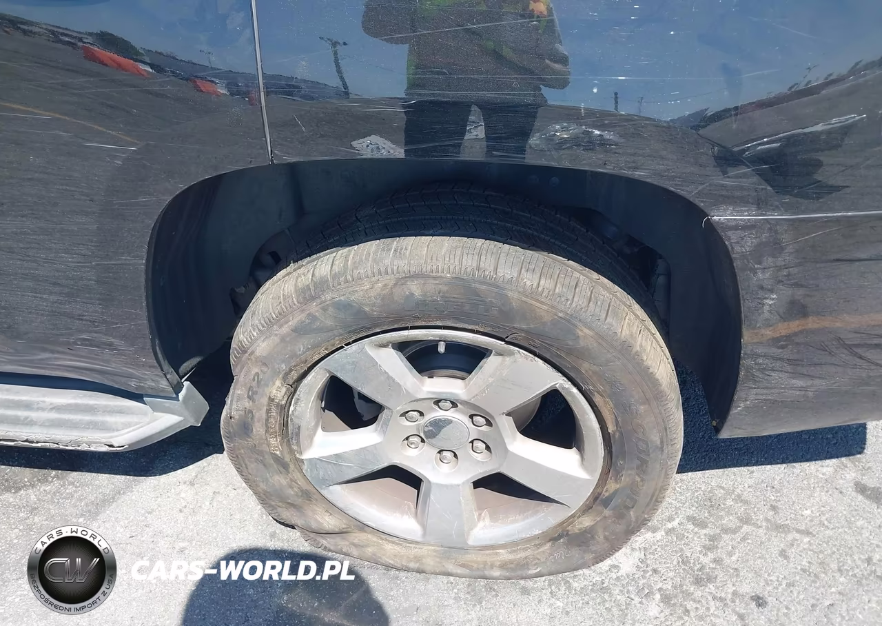2017 Chevrolet Tahoe Lt VIN:1GNSKBKC5HR313128 - 19