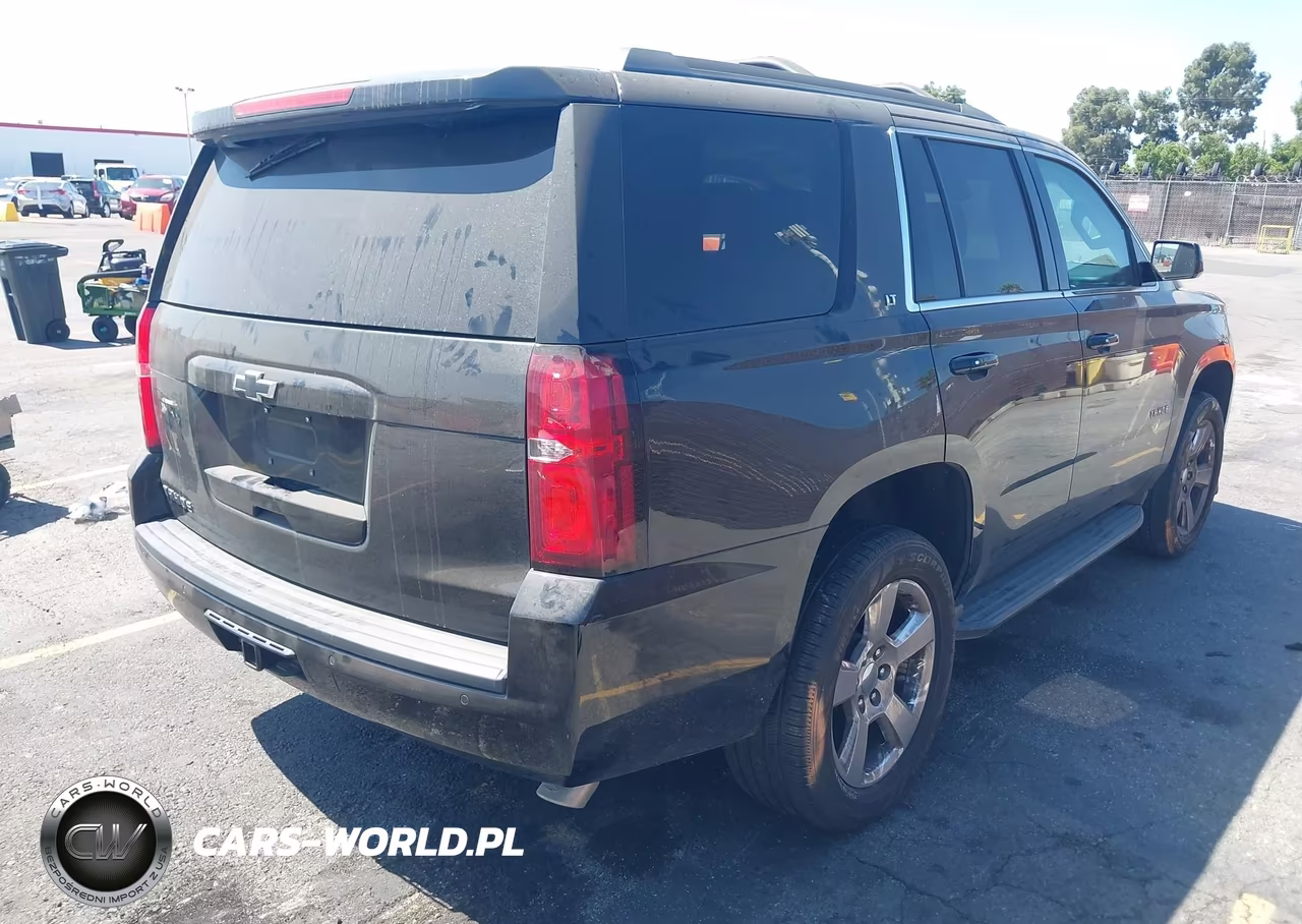 2017 Chevrolet Tahoe Lt VIN:1GNSKBKC5HR313128 - 4