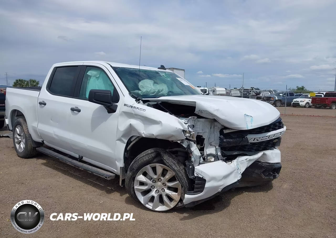 2021 Chevrolet Silverado 1500 2Wd Short Bed Custom – zdjęcie 1 z 17