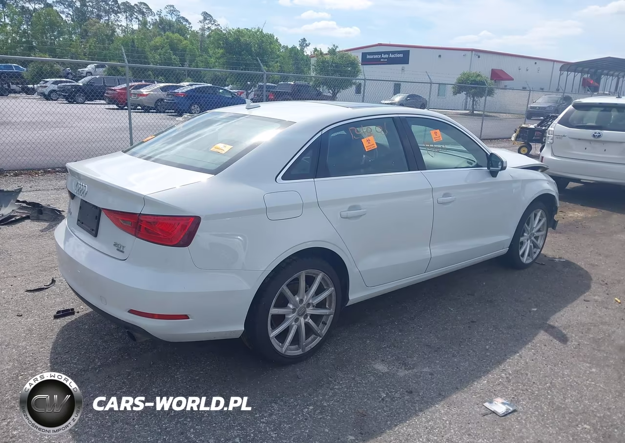 2015 Audi A3 2.0T Premium VIN:WAUEFGFF2F1043392 - 4