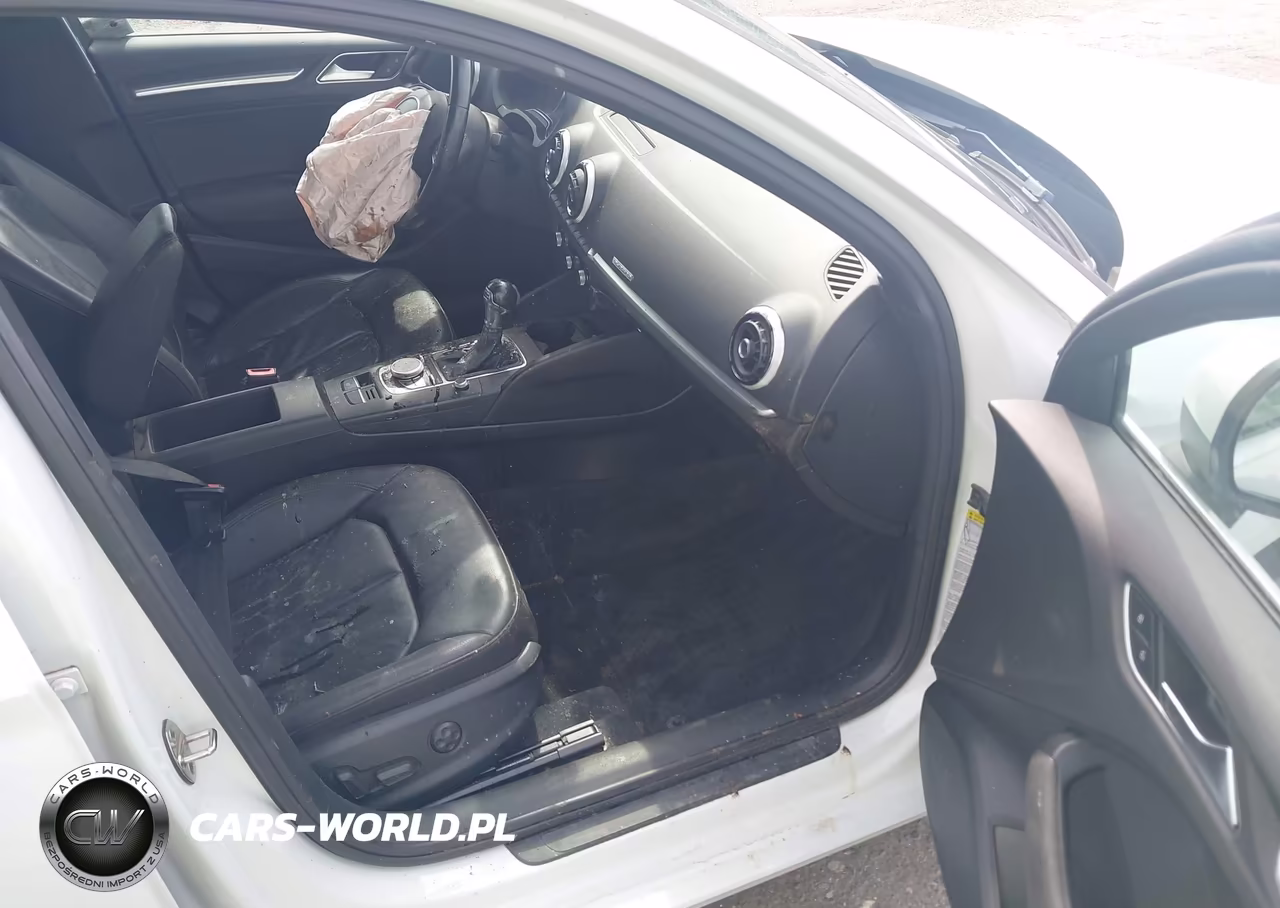 2015 Audi A3 2.0T Premium VIN:WAUEFGFF2F1043392 - 5