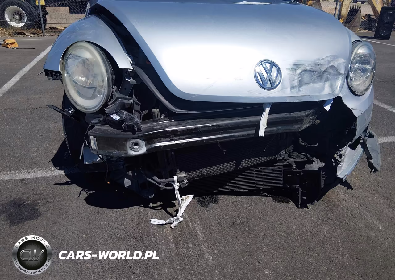 2013 Volkswagen Beetle 2.5L Entry VIN:3VWFP7AT5DM637232 - 6