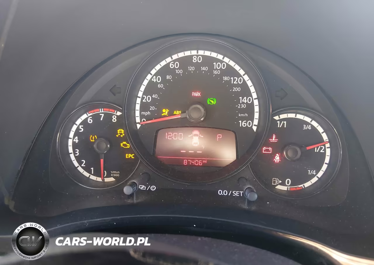 2013 Volkswagen Beetle 2.5L Entry VIN:3VWFP7AT5DM637232 - 7