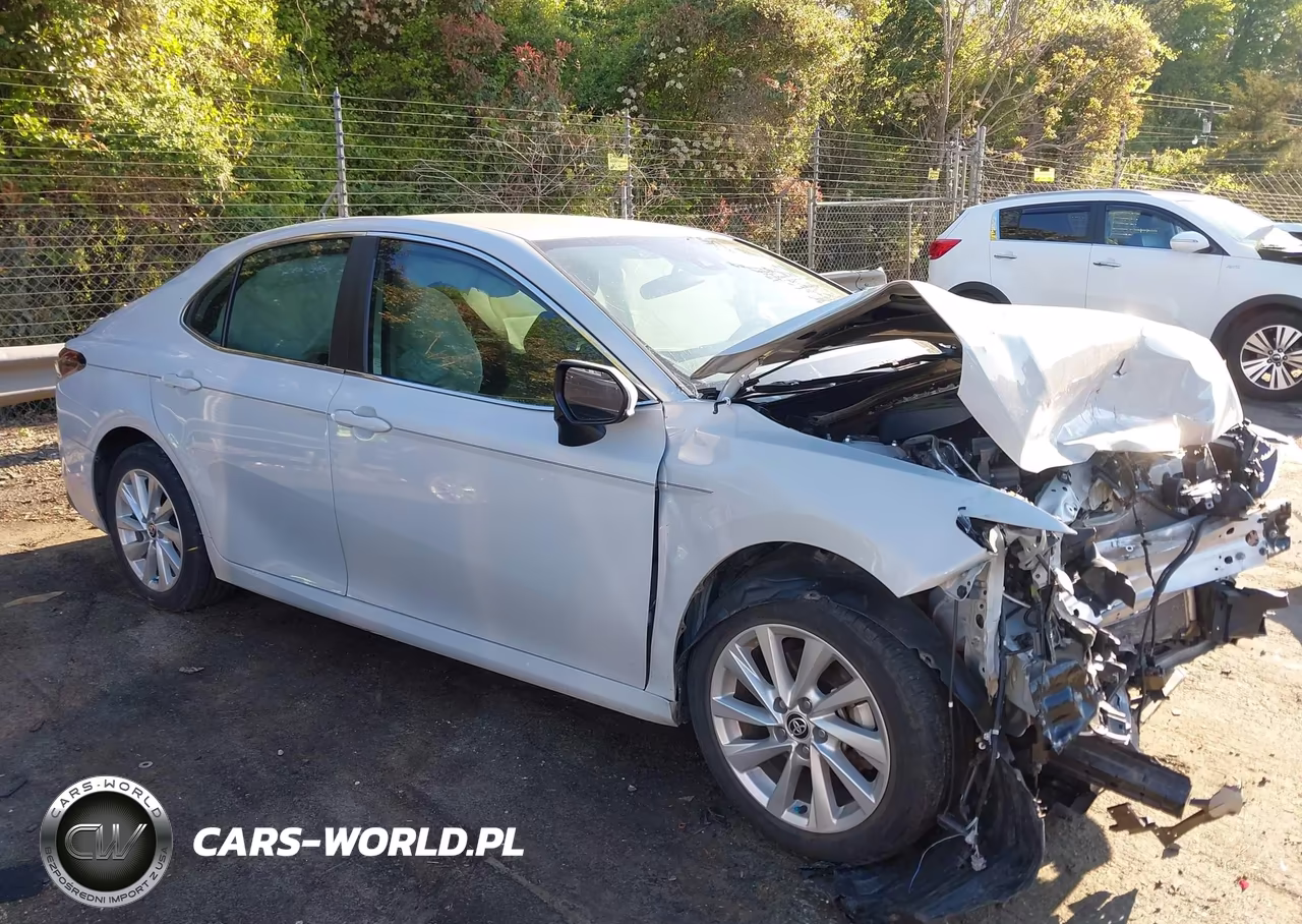 2024 Toyota Camry Le VIN:4T1C11AK0RU192523 - 13