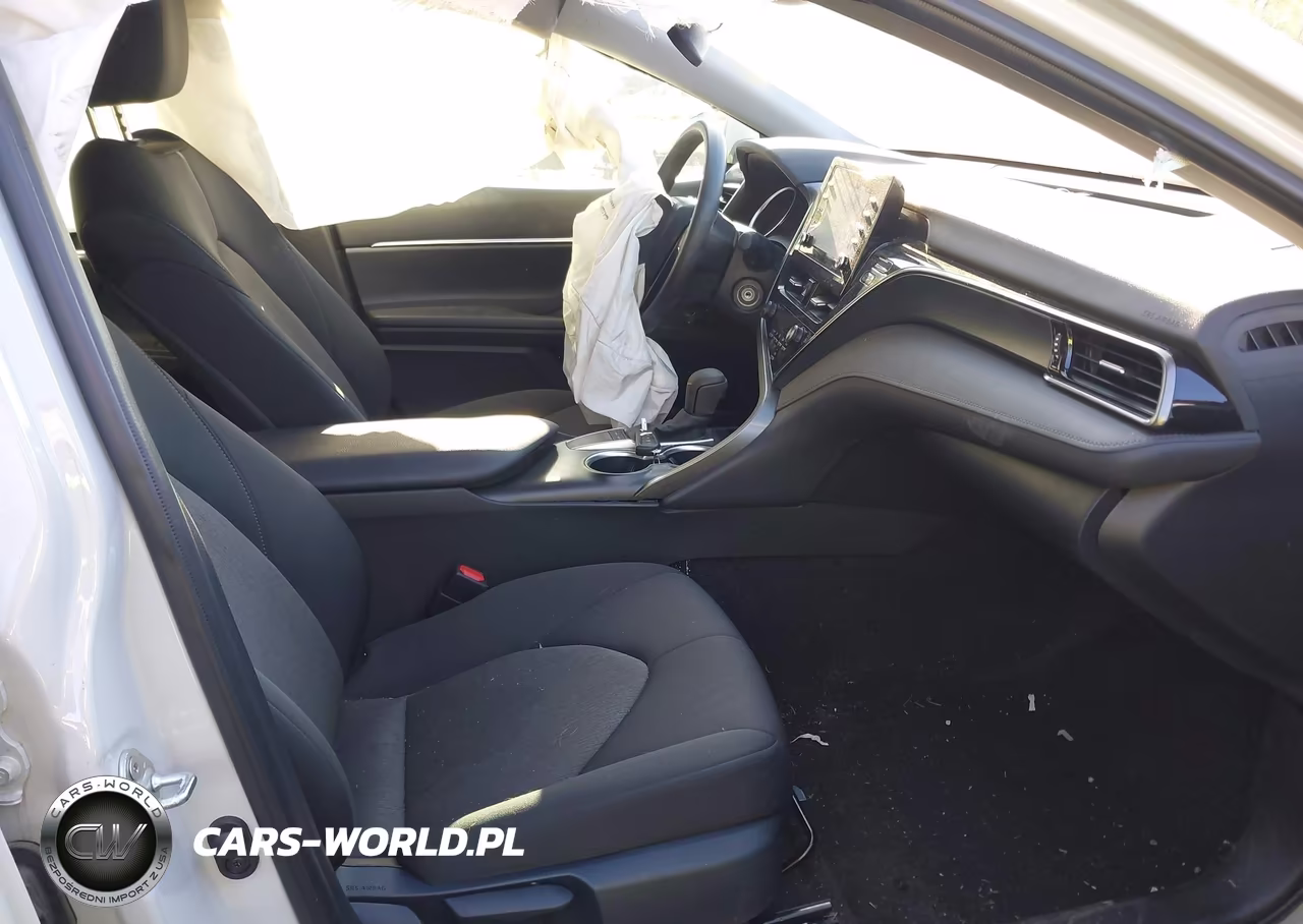 2024 Toyota Camry Le VIN:4T1C11AK0RU192523 - 5