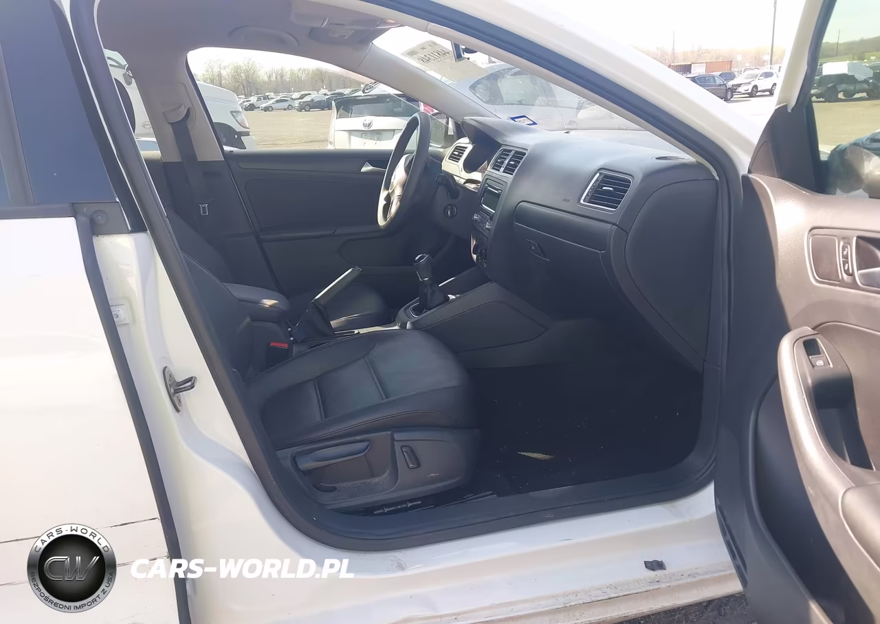2014 Volkswagen Jetta 1.8T Se VIN:3VWB07AJ2EM328904 - 5
