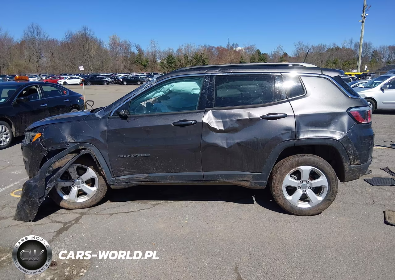 2019 Jeep Compass Latitude 4X4 VIN:3C4NJDBB2KT847214 - 15